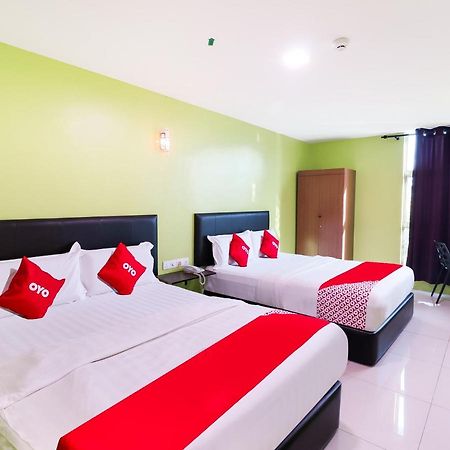 Oyo 89665 Royale City Hotel Σεπάνγκ Εξωτερικό φωτογραφία