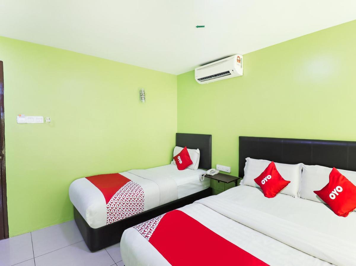 Oyo 89665 Royale City Hotel Σεπάνγκ Εξωτερικό φωτογραφία